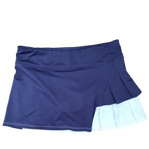 Ducsport Skort- M navy ,white pleated , polyester spandex